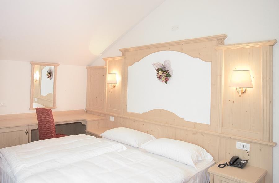 Hotel Garni Posta 포르노 디 졸도 외부 사진